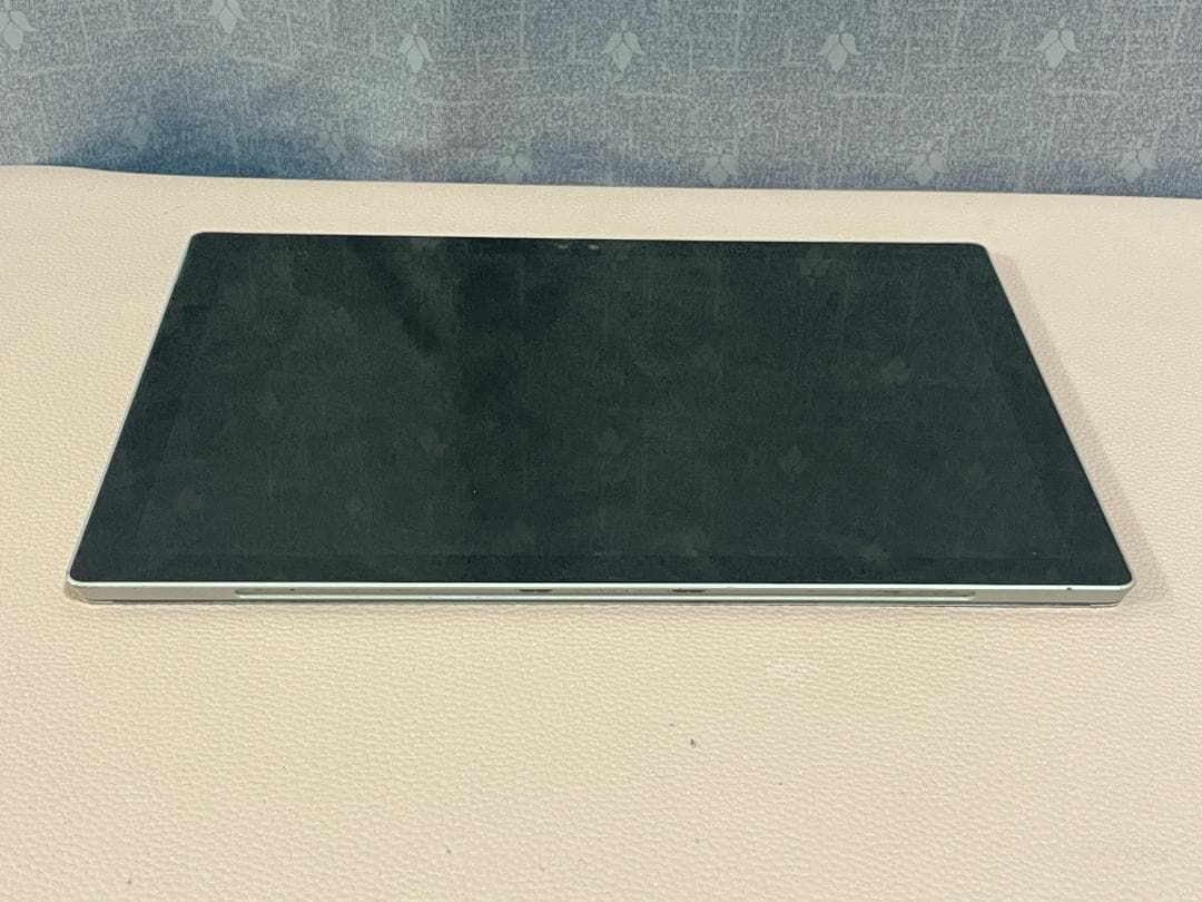 8008★Surface Pro 4★Core i5★SSD★25H2★ジャンク