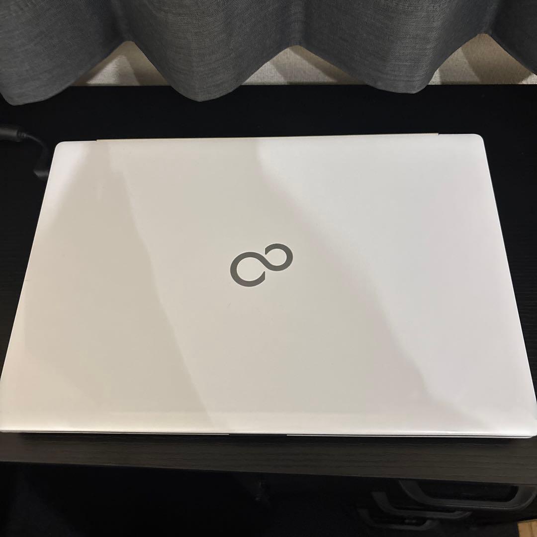富士通 LIFEBOOK AH50/E3 Ryzen7 238GB RAM8GB
