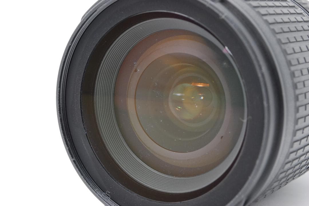 【新品級ショット数】Nikon D5100　スマホ転送　中望遠レンズ　自撮り