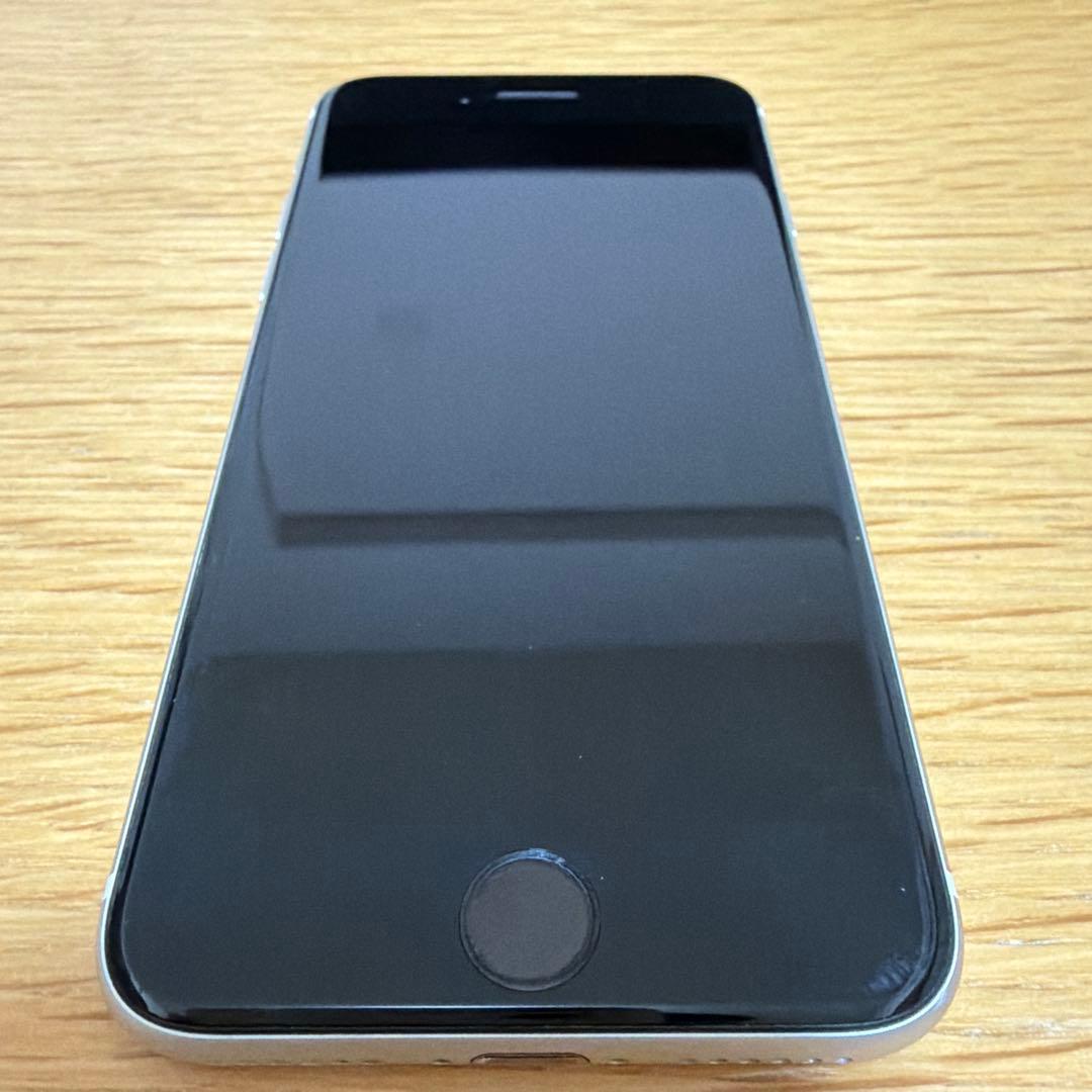 iPhone SE 第2世代(64GB)　ホワイト
