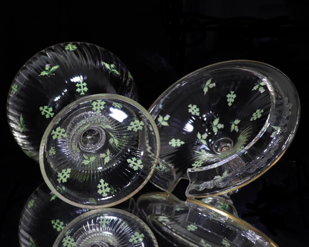 オールド・バカラ 稀少1880年頃金彩エナメルアザミ&ロレーヌ十字大型コンポート