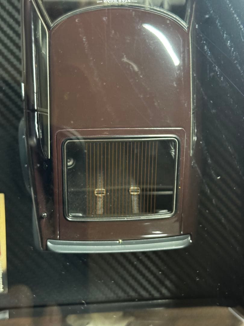 ミニカー Nissan Fairlody 240ZG (HS30) 1/18