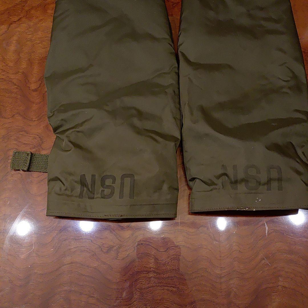 おそらく　60年前の　トリガーミトンです。 マニアにどうぞ宜しくお願い致します。