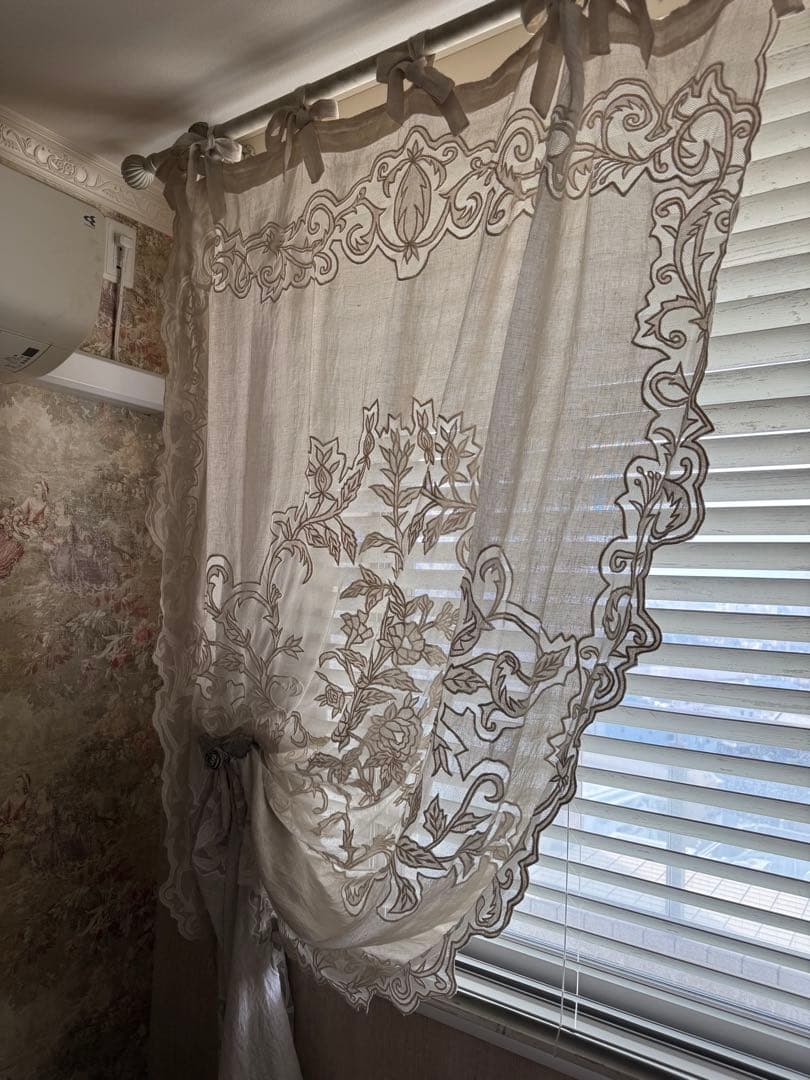 フランスブランドコクシグルリネン刺繍のカーテン薄ピンク2枚