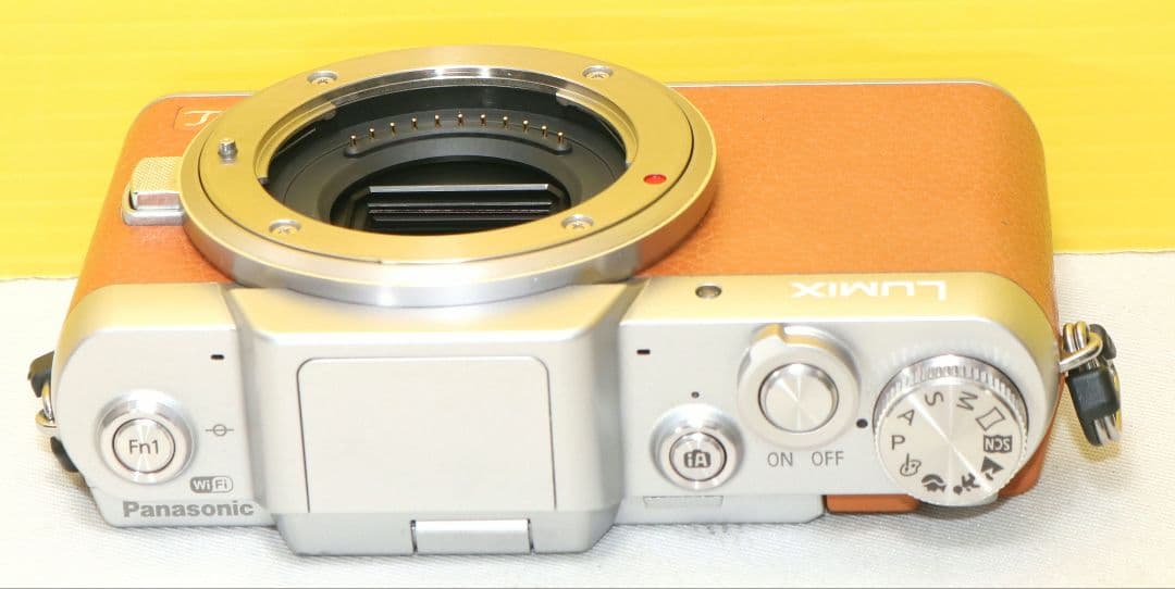 ⭐Panasonic Lumix GF7 ボディ⭐ブラウン 送料無料❤️