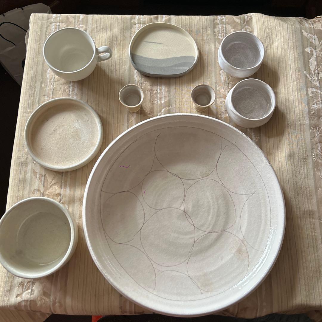 シンプルでエレガントなホワイト食器9点セット 自分流のコレクション