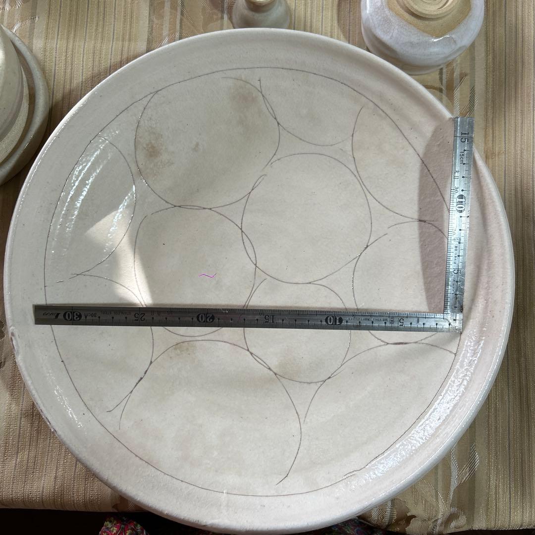 シンプルでエレガントなホワイト食器9点セット 自分流のコレクション