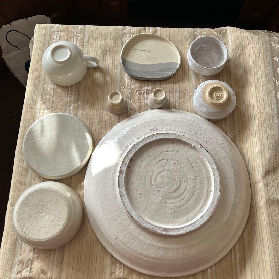 シンプルでエレガントなホワイト食器9点セット 自分流のコレクション