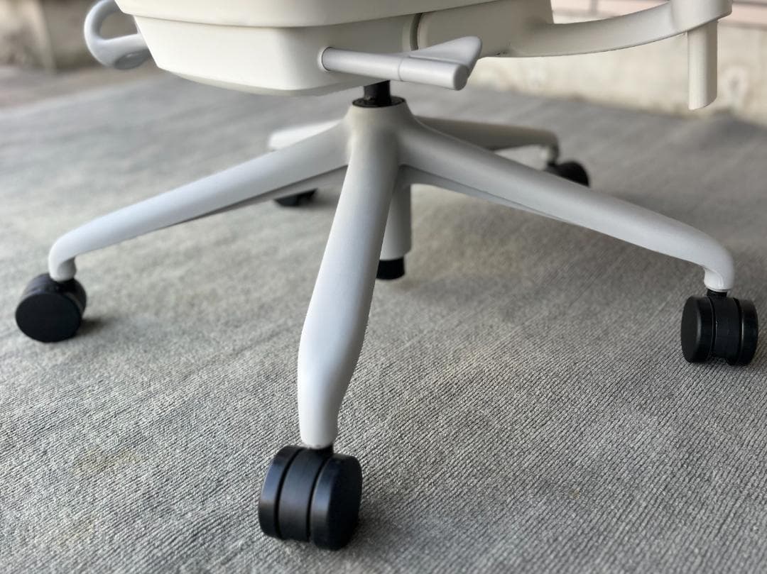 極美品☆2018年製／Herman Miller／セイルチェア／デスクチェア ②