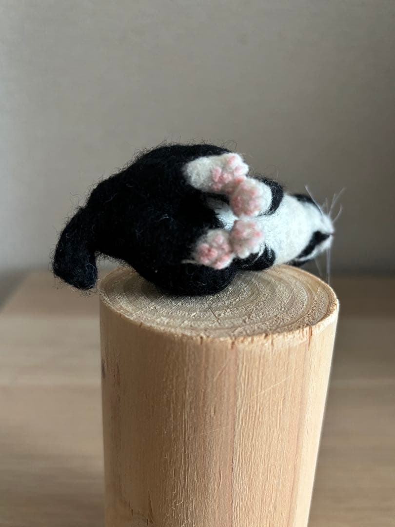 羊毛フェルト 猫 ハチワレ