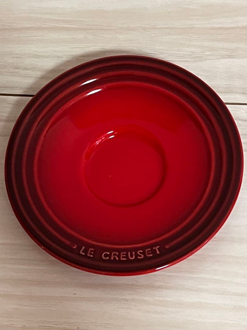 みゆチェリーレッド エスプレッソカップ＆ソーサー 4個セットとプレート1枚