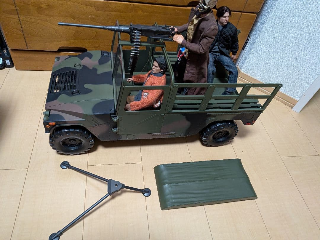 21stCenturyToys M998 カーゴトラック1/6(ハンヴィー