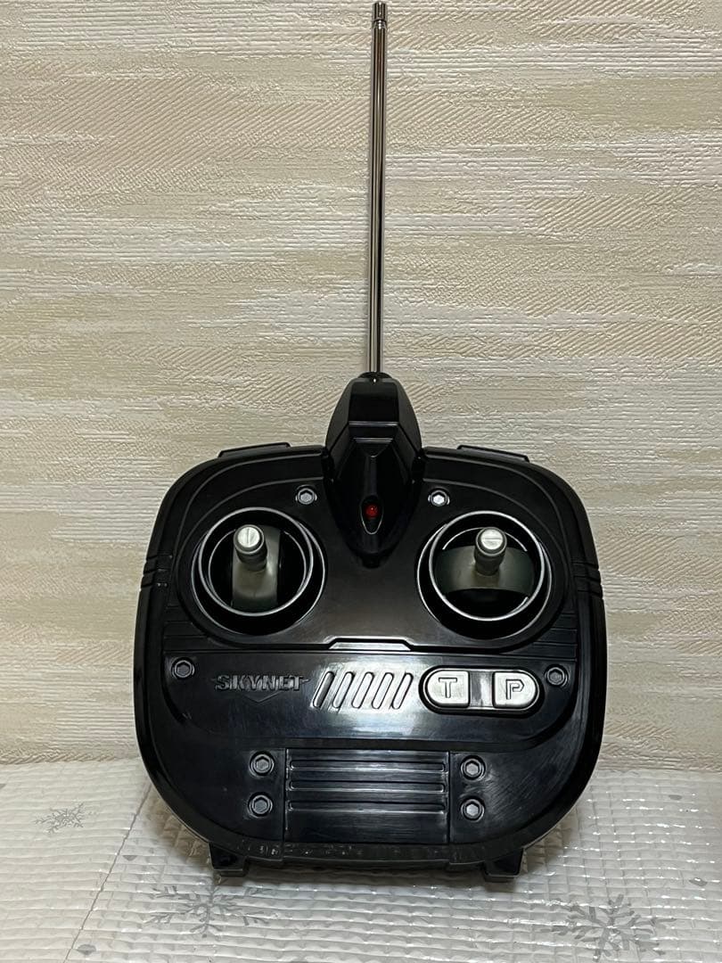 アオシマ 1/24 RC VIPカー トヨタ エスティマ ケンスタイル
