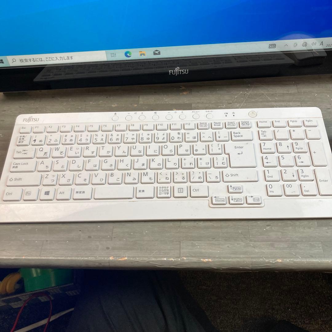 富士通 ESPRIMO WH77/M Fujitsu デスクトップPC動作確認済
