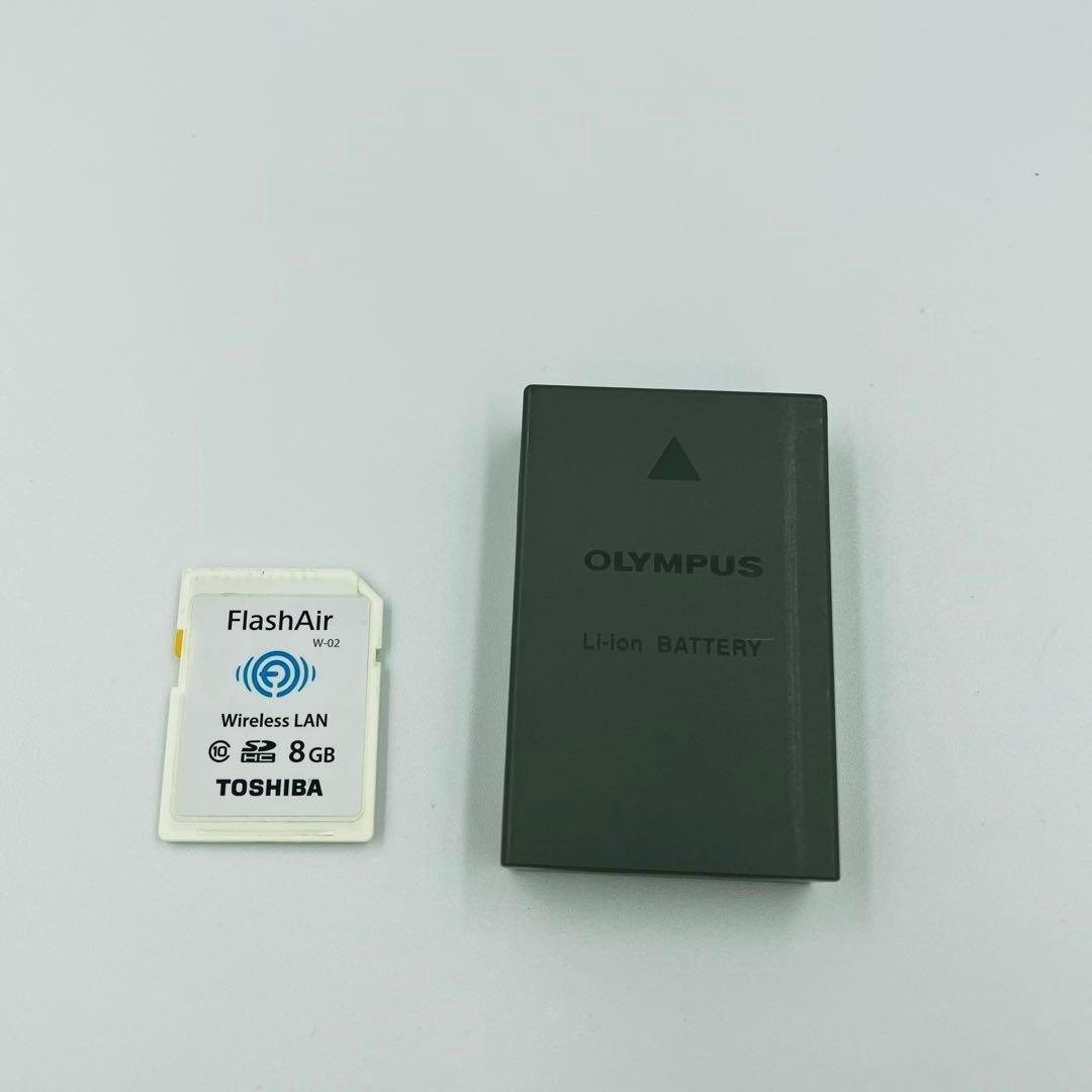 ヤマピー　OLYMPUS E-PL6 ダブルレンズ ミラーレス