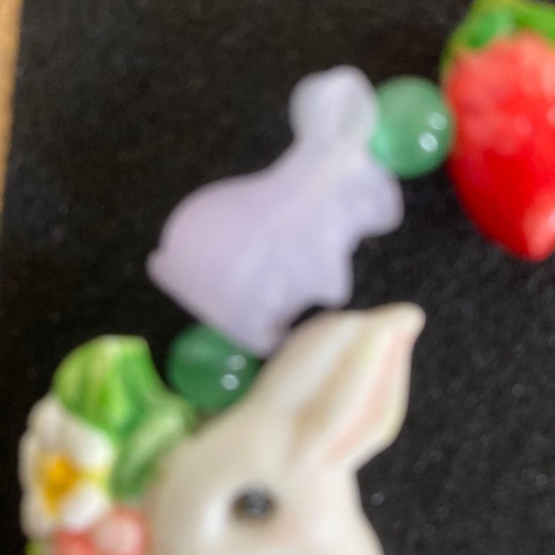 【種名　日本鹿の角】オリジナル彫刻使用⭐️苺畑のうさちゃんたち⭐️☆匿名