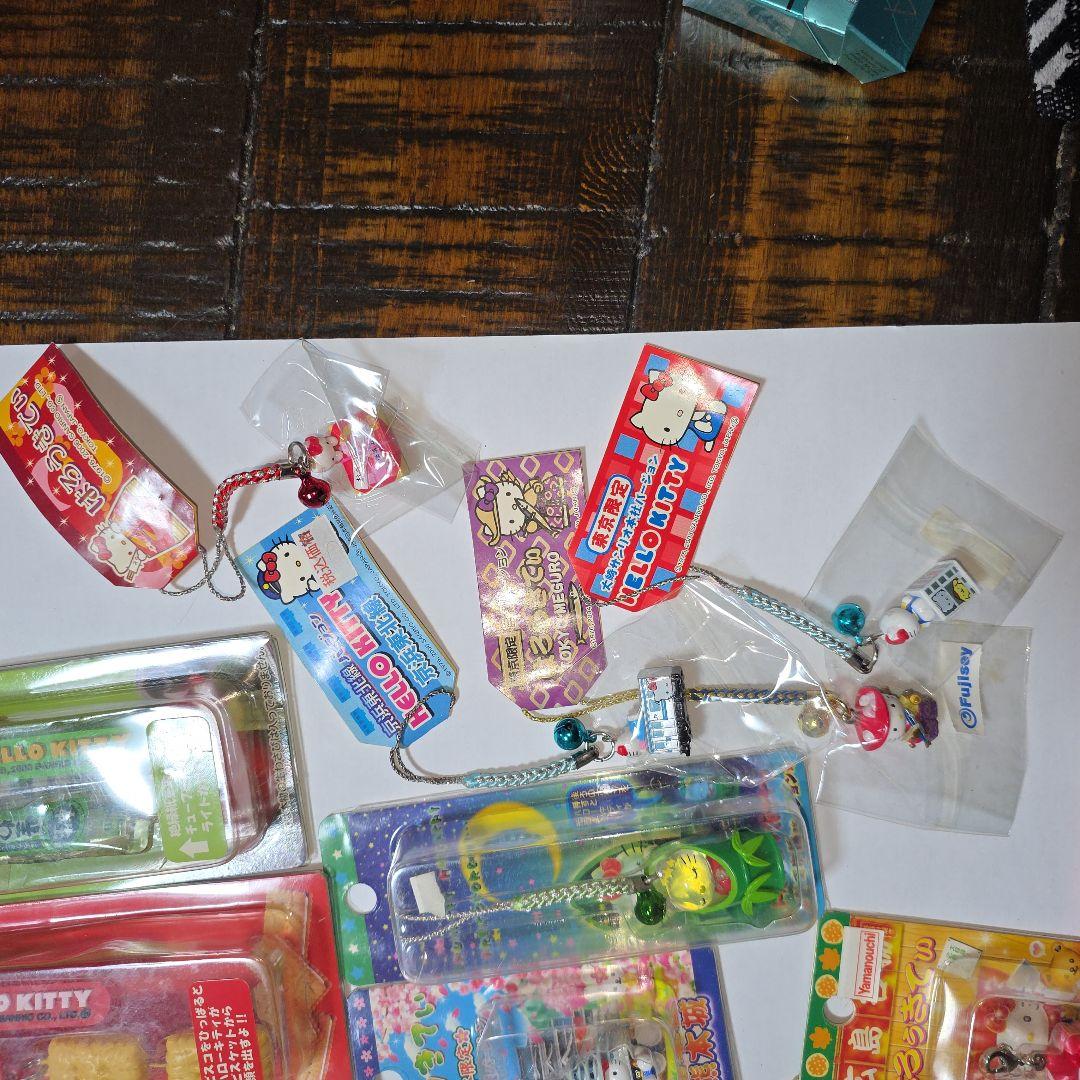 ご当地キティマスコット26点ストラップ4点 バラ売りしません