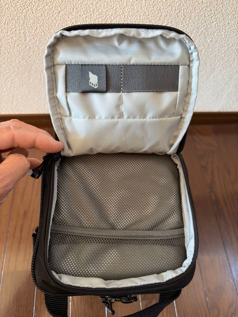 Lowepro プロタクティック TLZ75AW IIトップローディングバッグ