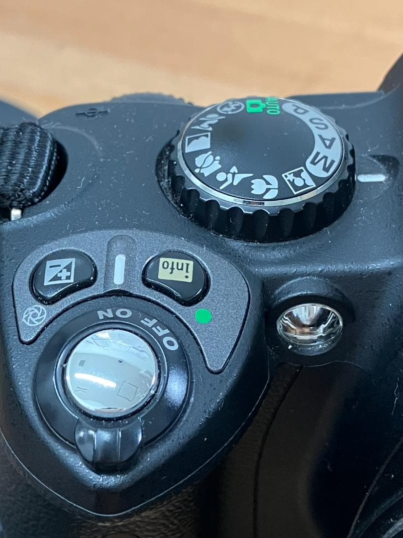 Nikon D40X　デジタル一眼レフAF- DX NIKKOR 18-55mm