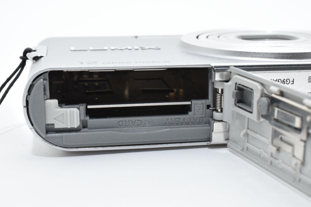 【美品】パナソニック Panasonic LUMIX DMC-FX60