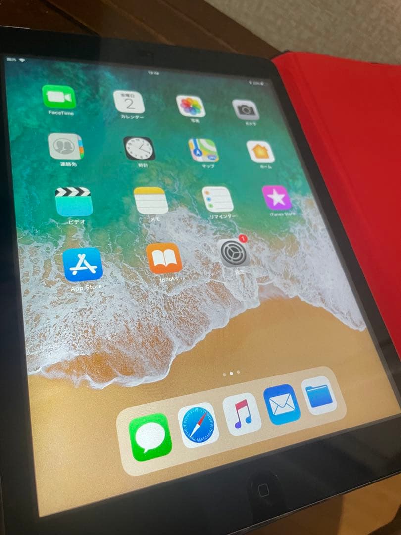iPad Air 第一世代 9.7インチ 16GB キーボードケース付き