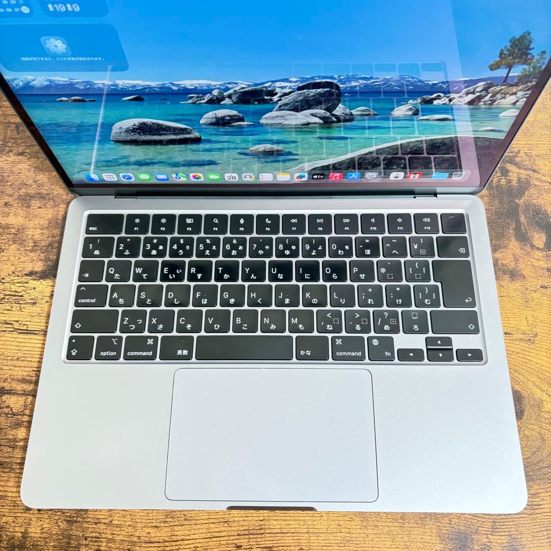 MacBook Air 13インチ M3 メモリ16GB SSD256GB