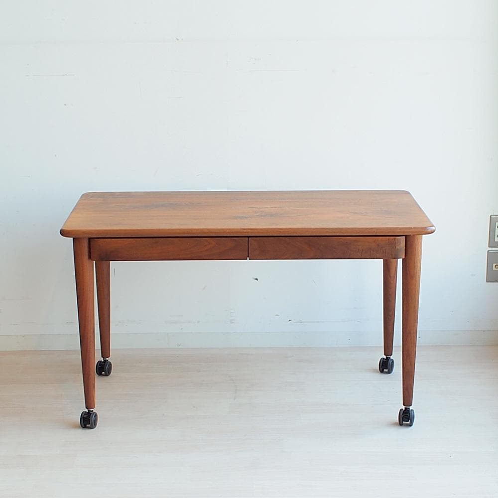 ウォールナット無垢材 ワークデスク キャスター付き 高さ62cm 低め 北欧
