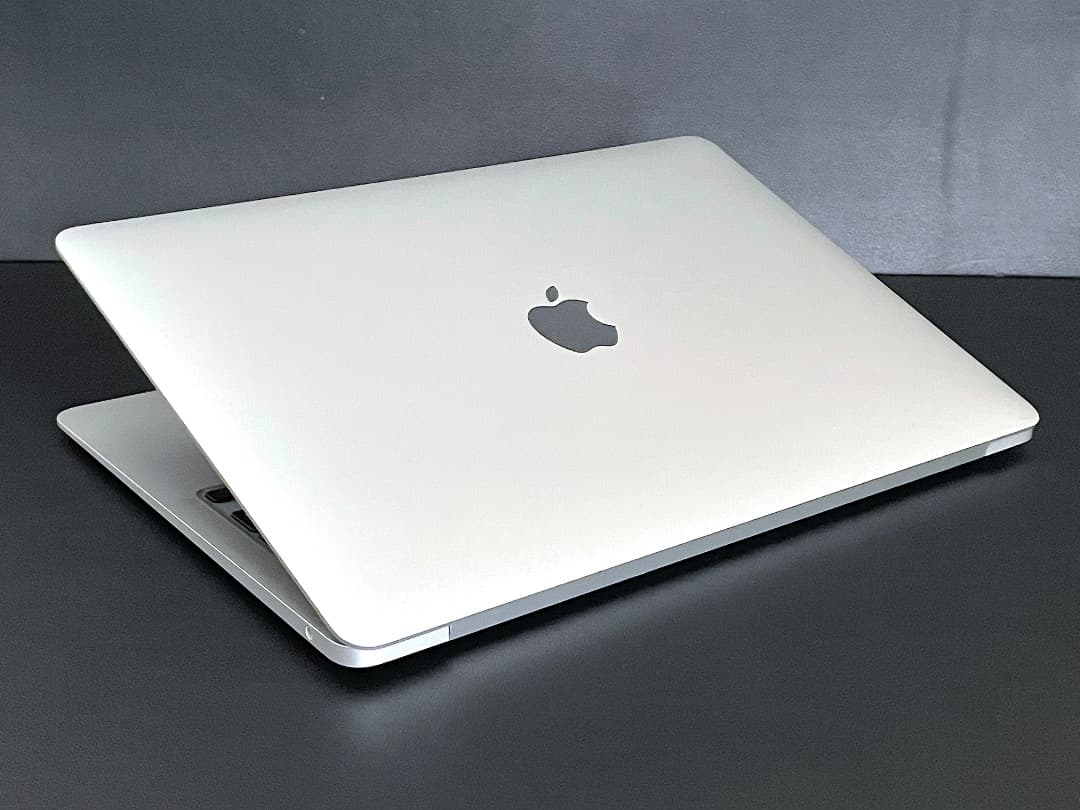【美品・箱付】MacBook Air（M1,2020）13.3㌅ バッテリー良好