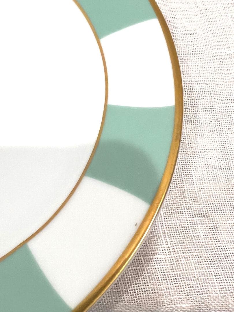 BERNARDAUD ギャラリーロワイヤル　デザートプレート21センチ