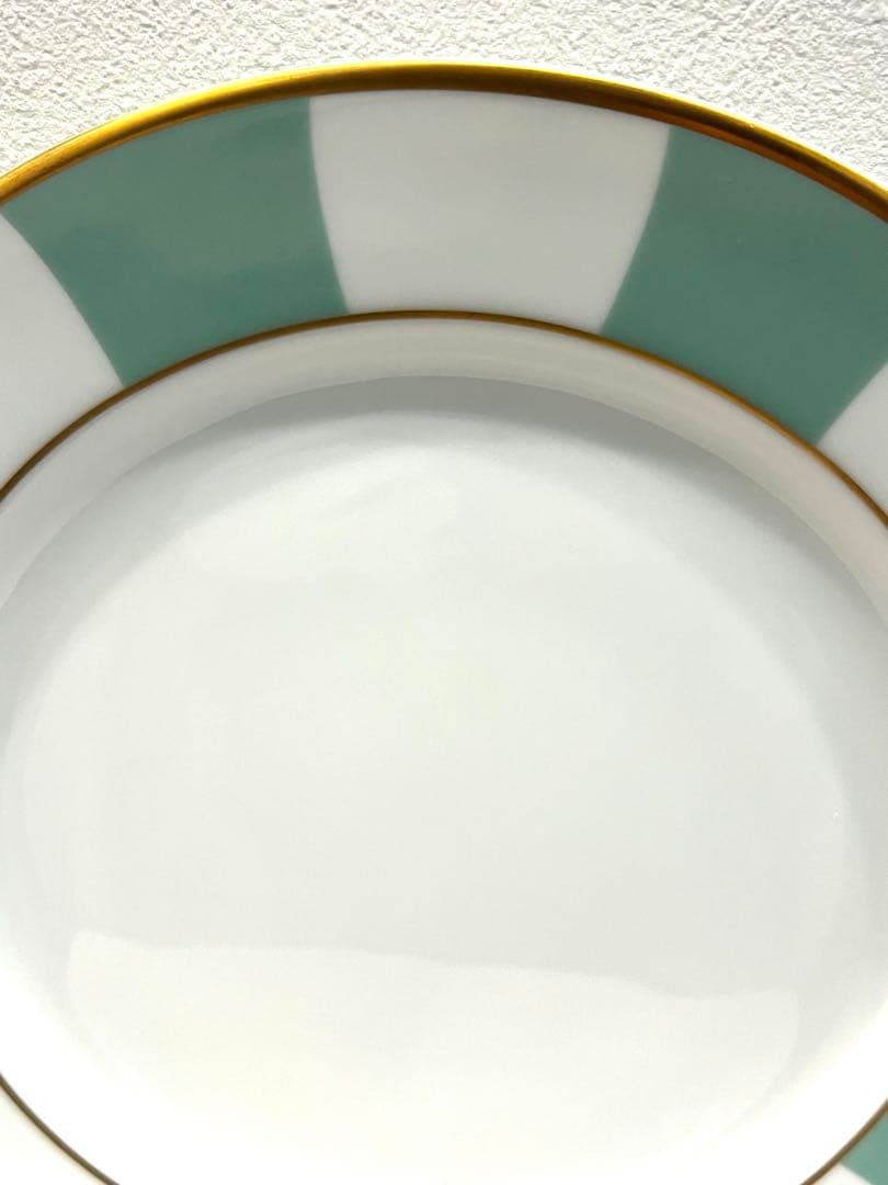BERNARDAUD ギャラリーロワイヤル　デザートプレート21センチ