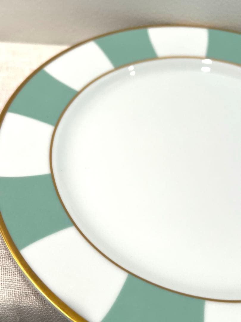 BERNARDAUD ギャラリーロワイヤル　デザートプレート21センチ