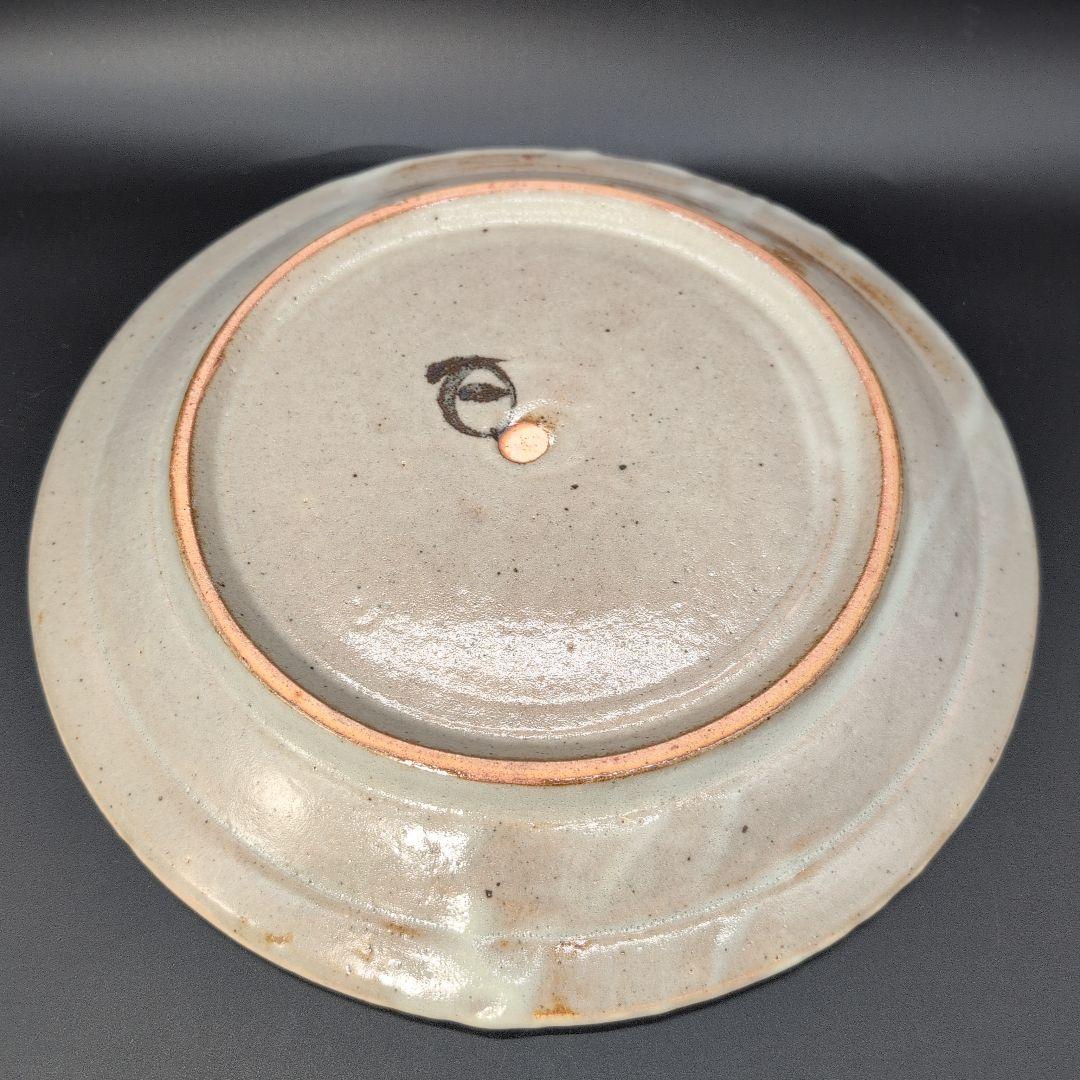 【未使用品】綺麗な 金彩付文 大皿 美濃焼 安藤日出武 窯 飾り皿