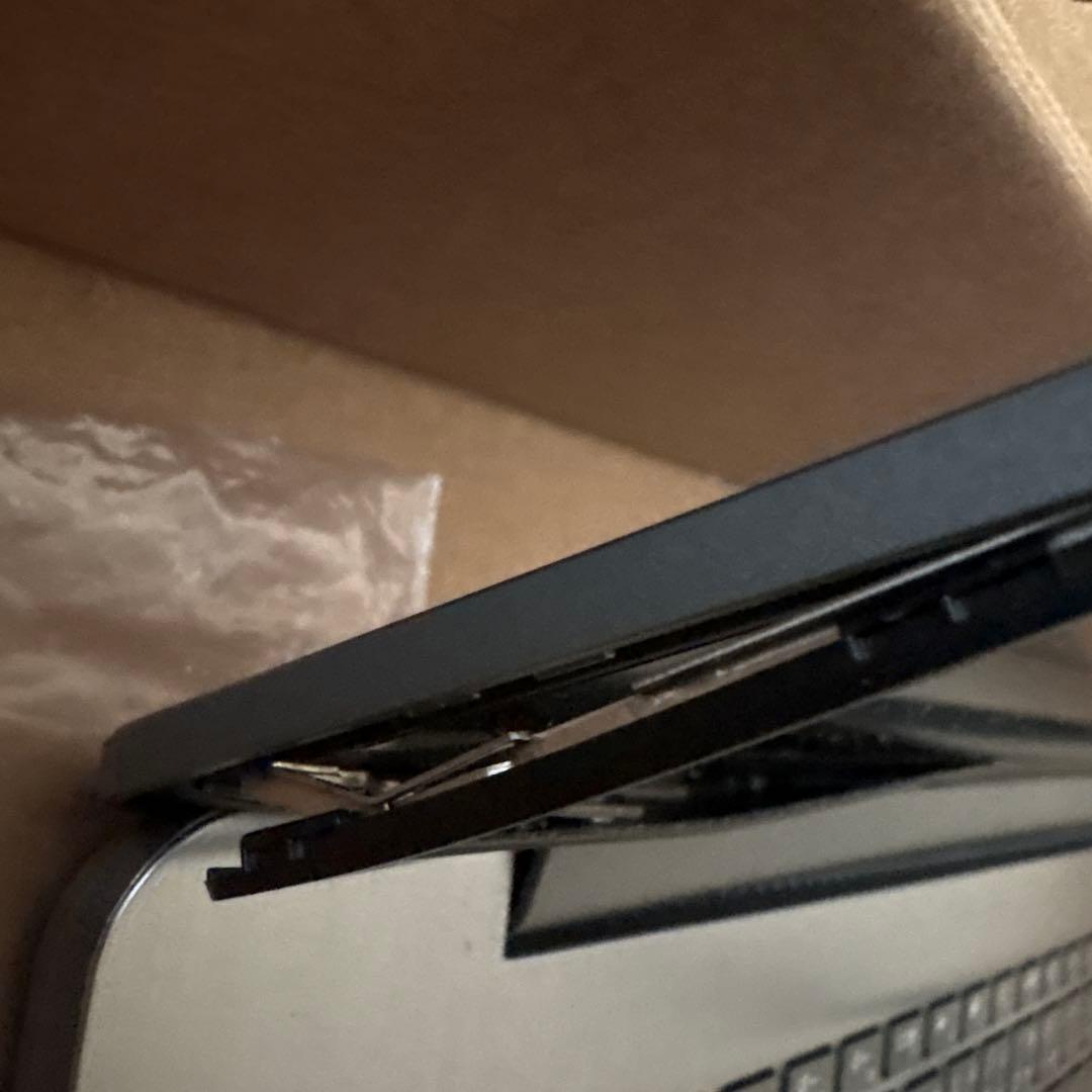 Lenovo ノートPC 画面傷あり ヒンジ損傷