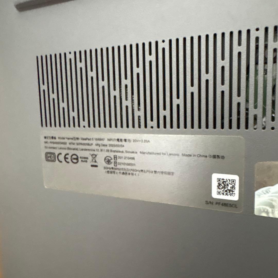 Lenovo ノートPC 画面傷あり ヒンジ損傷
