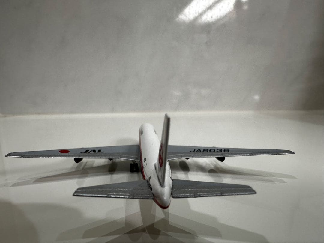 Your Craftmanの1/400 JAL Cargo DC8-62模型