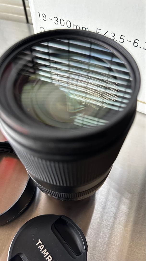 TAMRON 18-300mm F/3.5-6.3 ズームレンズ