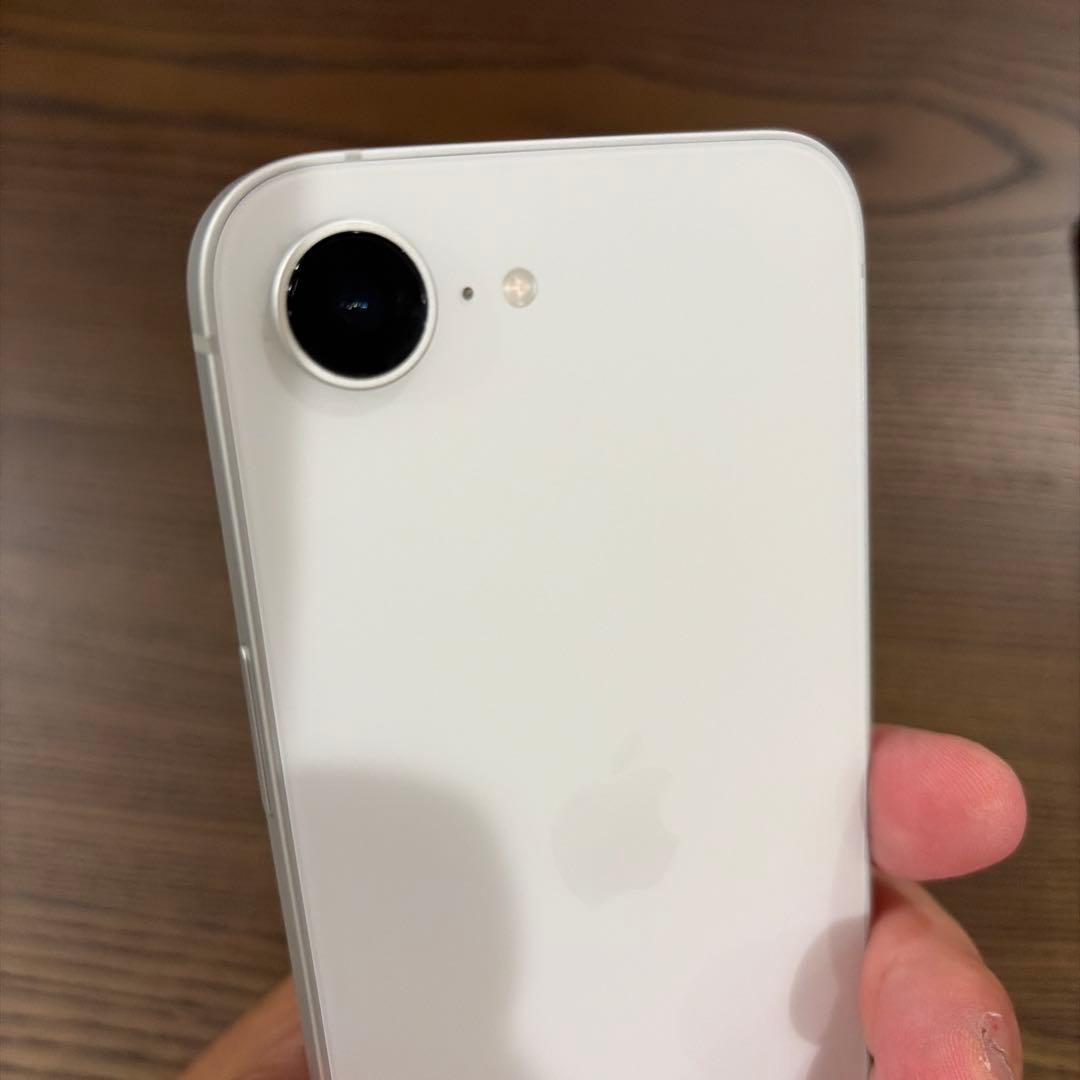 即発送！限定値下げ！【極美品】iPhone16e 128GB バッテリー100%