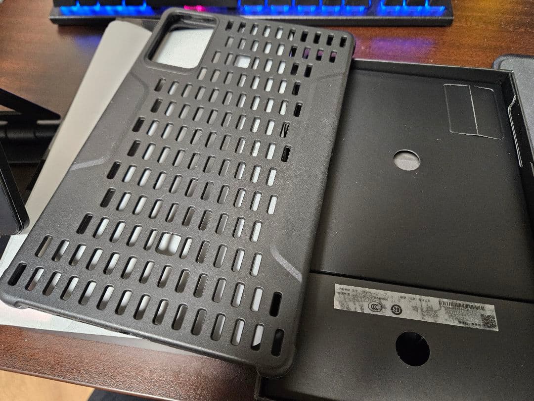 タコハイ　Lenovo Legion Y700 2025 中国版
