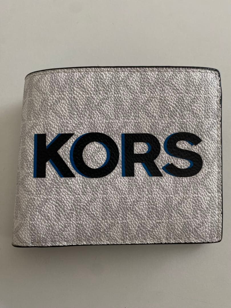 MICHAEL KORS • マイケル・コース財布男女用