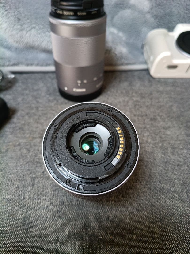 Canon EOS ミラーレス一眼 ホワイト