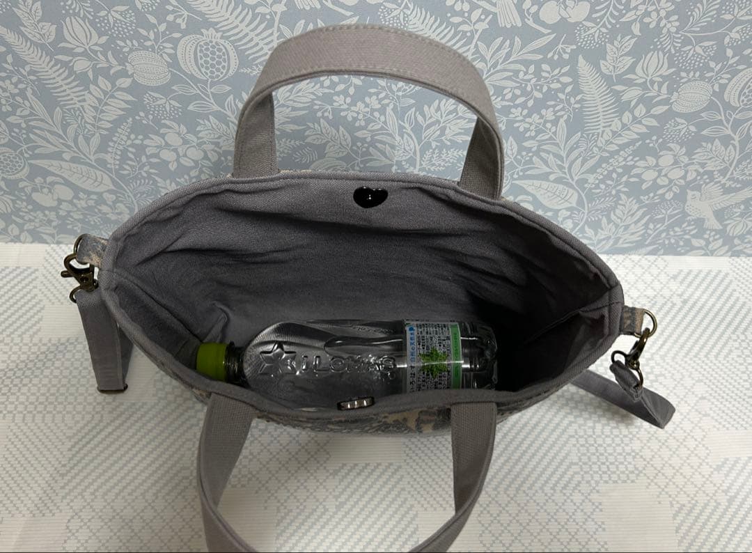 ハンドメイド ミナペルホネン junglerelief ストラップ付きトート