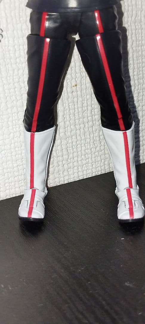 d*4様 S.H.Figuarts 真骨彫製法　仮面ライダーストロンガー　開封品