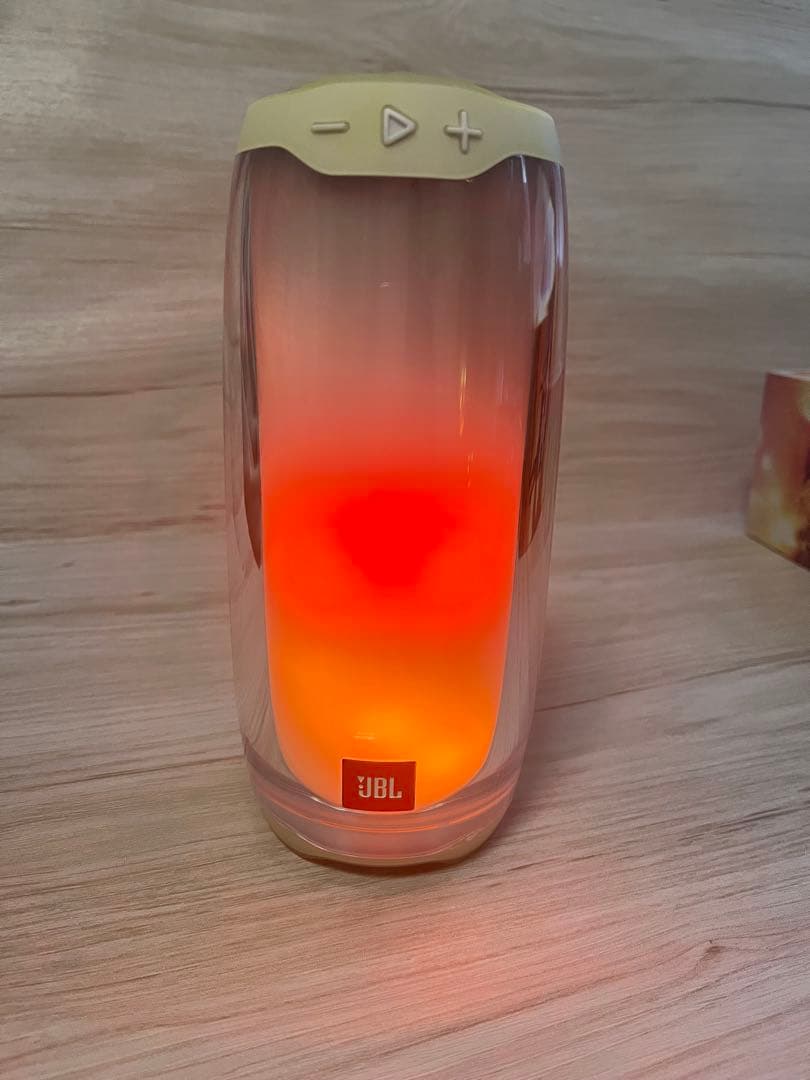 JBL Pulse4 白 スピーカー