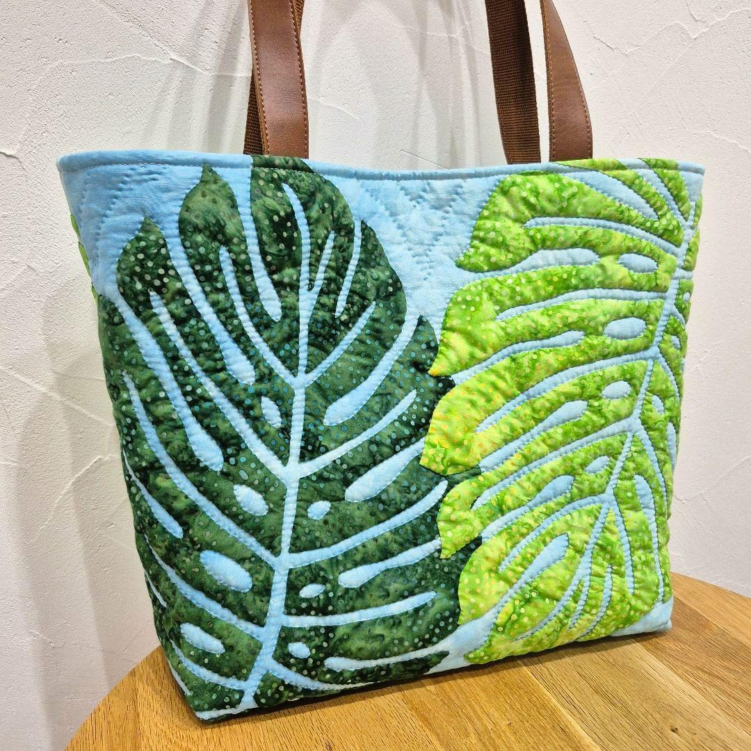 NO.221 本日限定Χmas価格！ハワイアンキルト トートバッグ ハンドメイド