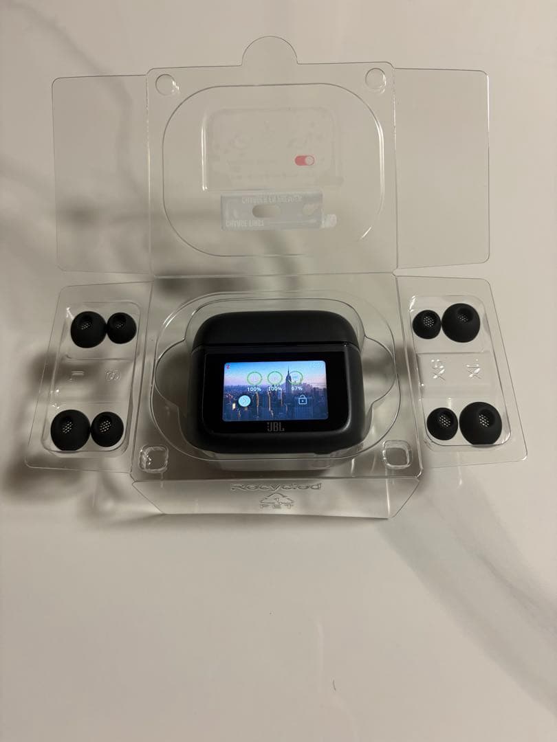 JBL TOUR PRO 3 ワイヤレスイヤホン　ケース付き