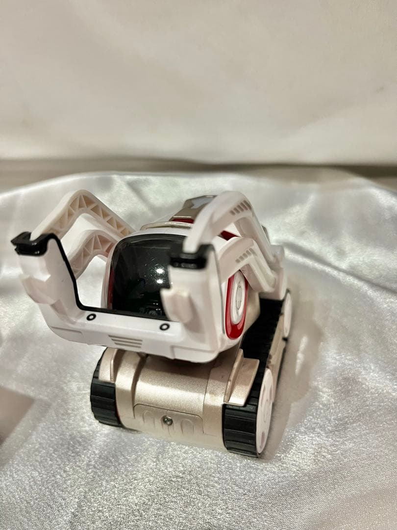 【通電確認済み】タカラトミー AIロボット COZMO（コズモ） ジャンク品