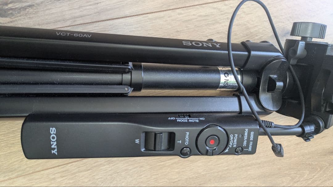 SONY デジタルビデオカメラHDR-CX560 リモコン付三脚VCT-60AV