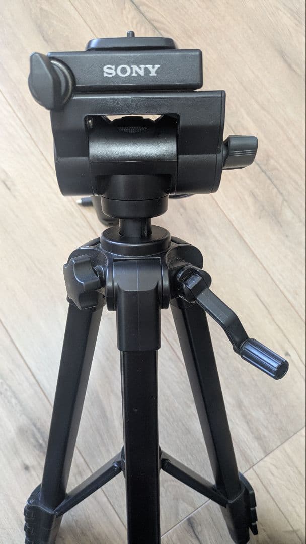 SONY デジタルビデオカメラHDR-CX560 リモコン付三脚VCT-60AV