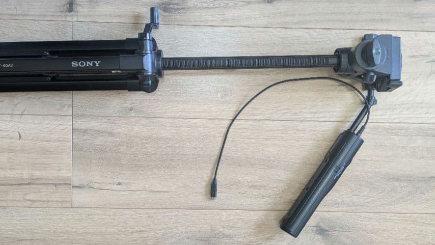 SONY デジタルビデオカメラHDR-CX560 リモコン付三脚VCT-60AV