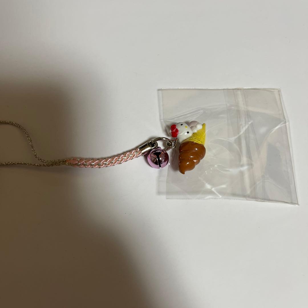 501 ハローキティ チョコソフト ソフトクリーム アイス 根付けストラップ